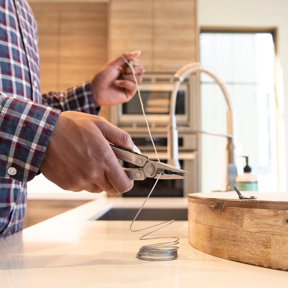 Leatherman Bond Multi-tool With Black Nylon Sheath - Image 10