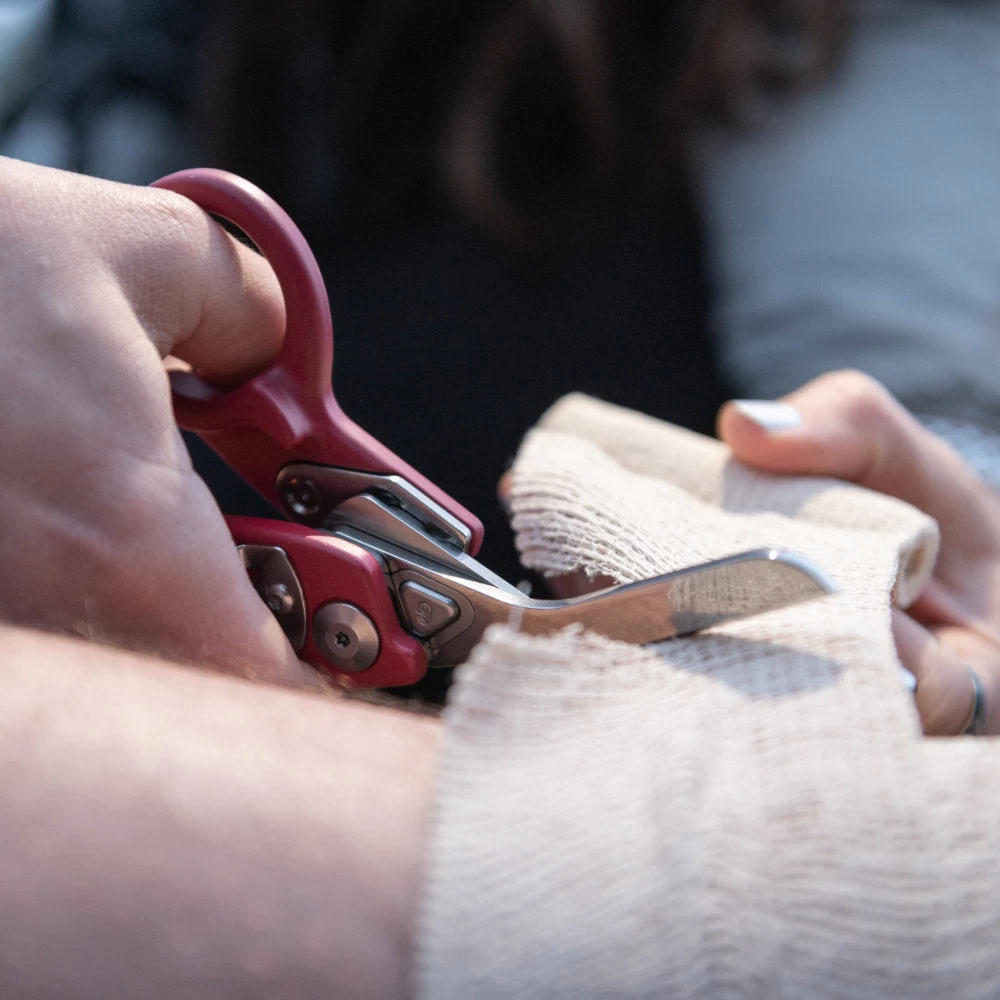 Leatherman Raptor Response Multipurpose Shears - Image 12